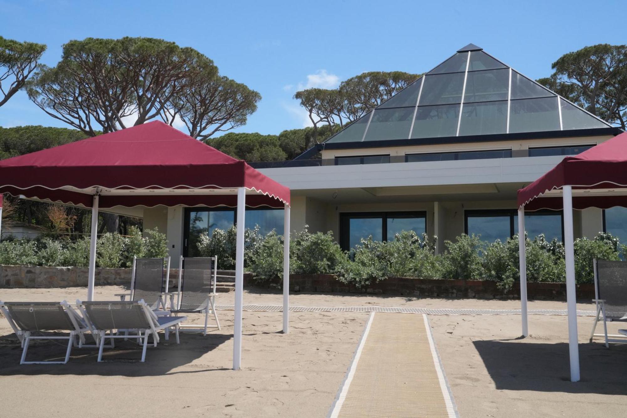 Cala Beach Resort Punta Ala Exterior photo